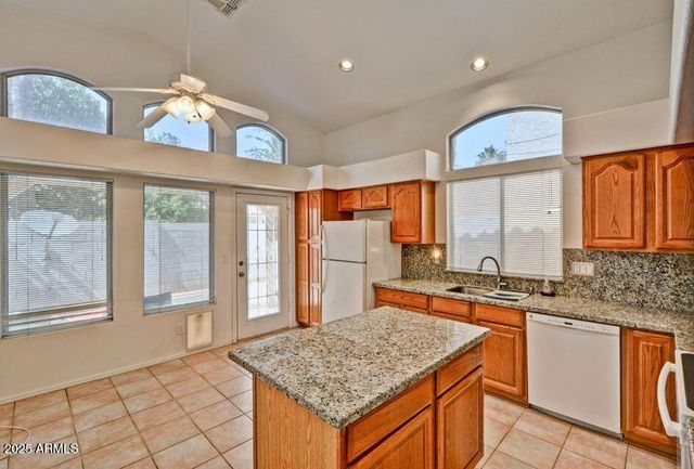 3438 E ROCKWOOD Drive, Phoenix, AZ 85050