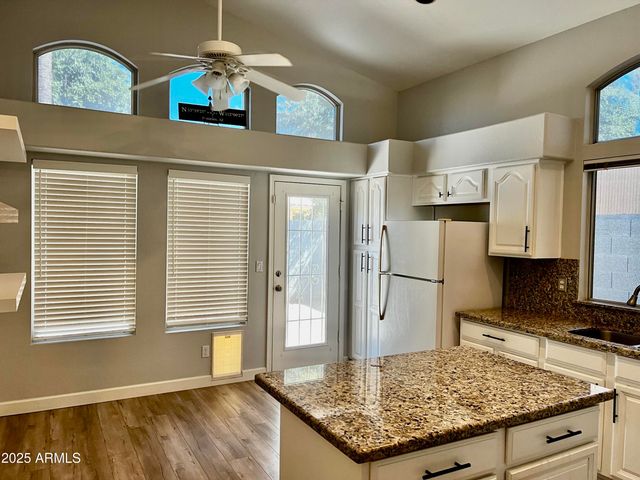 3438 E ROCKWOOD Drive, Phoenix, AZ 85050