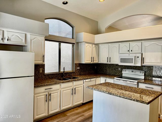 3438 E ROCKWOOD Drive, Phoenix, AZ 85050