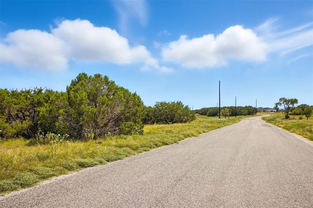 186 Becky LN, Bertram, TX 78605