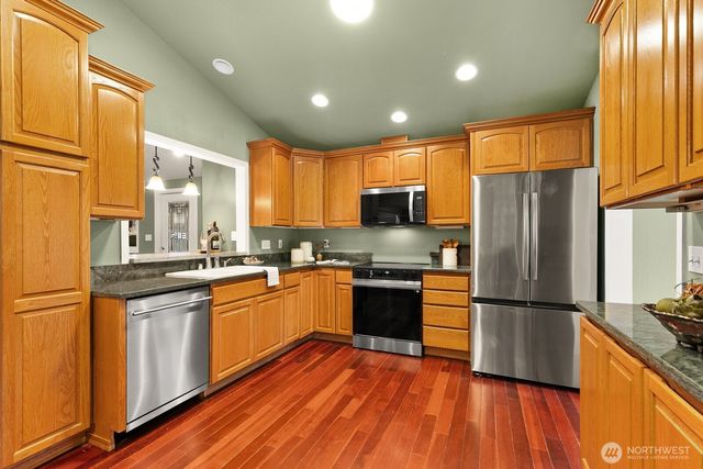 17637 162nd Place SE, Renton, WA 98058