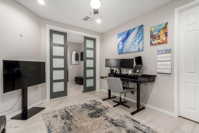 17652 W STRAIGHT ARROW Lane, Surprise, AZ 85387