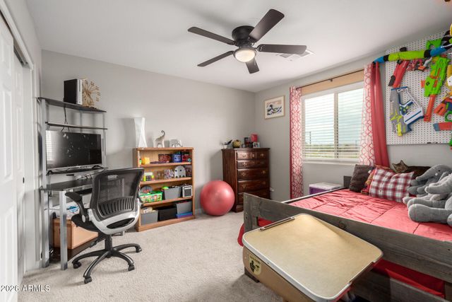 17652 W STRAIGHT ARROW Lane, Surprise, AZ 85387