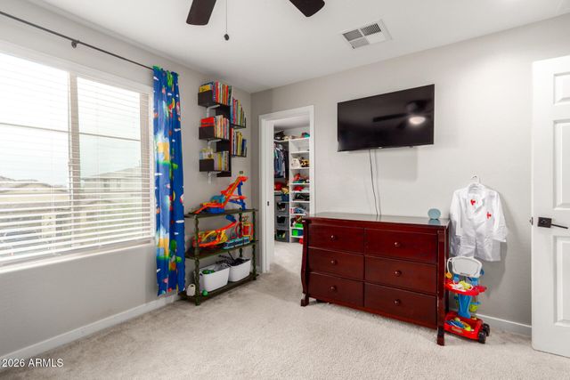 17652 W STRAIGHT ARROW Lane, Surprise, AZ 85387