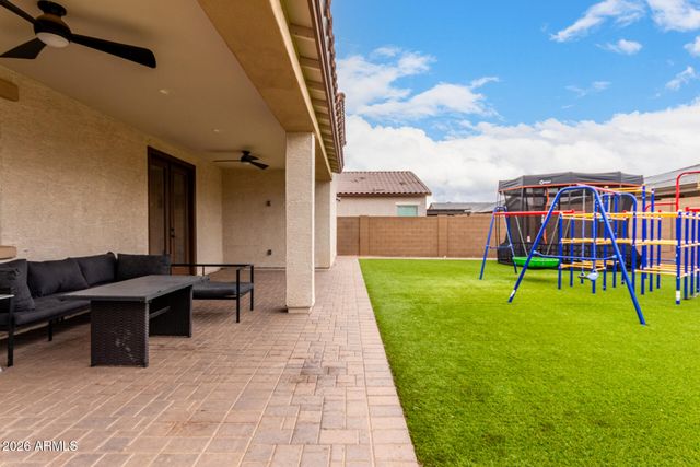 17652 W STRAIGHT ARROW Lane, Surprise, AZ 85387