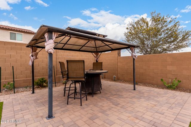 17652 W STRAIGHT ARROW Lane, Surprise, AZ 85387
