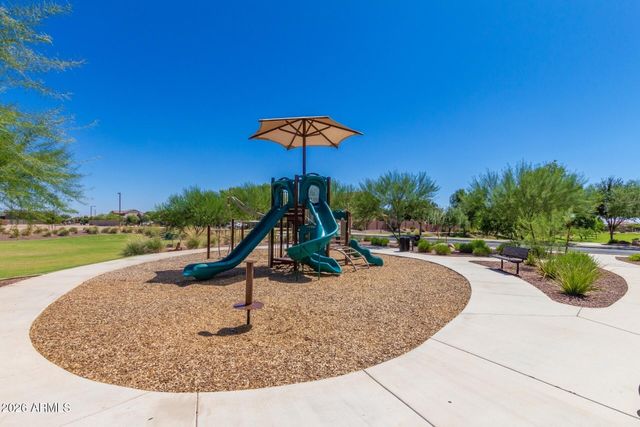 17652 W STRAIGHT ARROW Lane, Surprise, AZ 85387