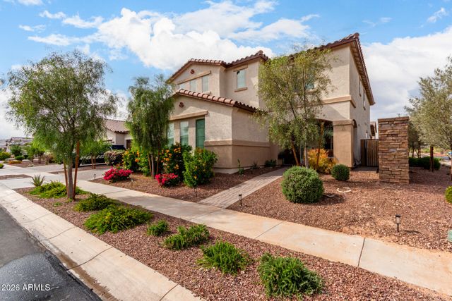 17652 W STRAIGHT ARROW Lane, Surprise, AZ 85387