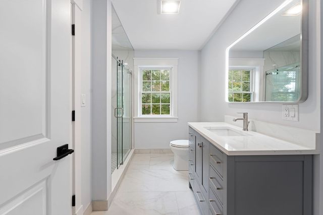 434 Sumner St, Stoughton, MA 02072