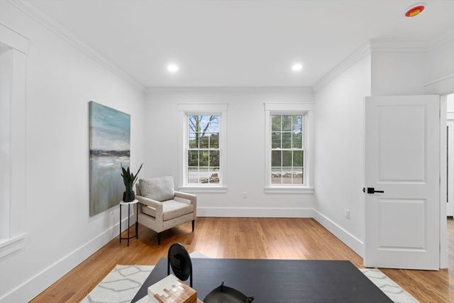 434 Sumner St, Stoughton, MA 02072