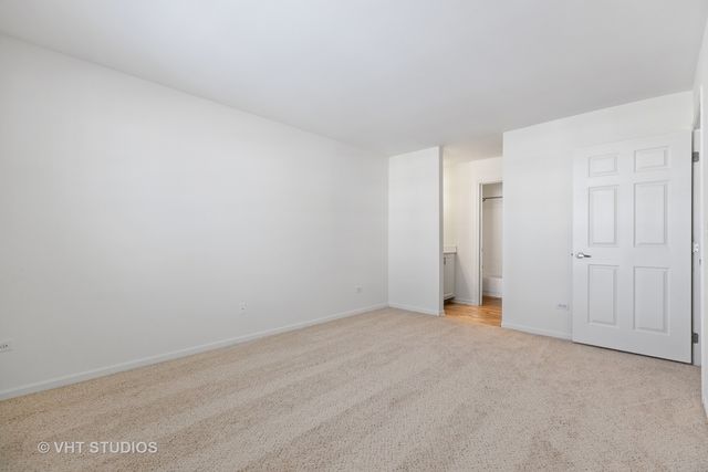 406 Mozart Court 406, Wheaton, IL 60189