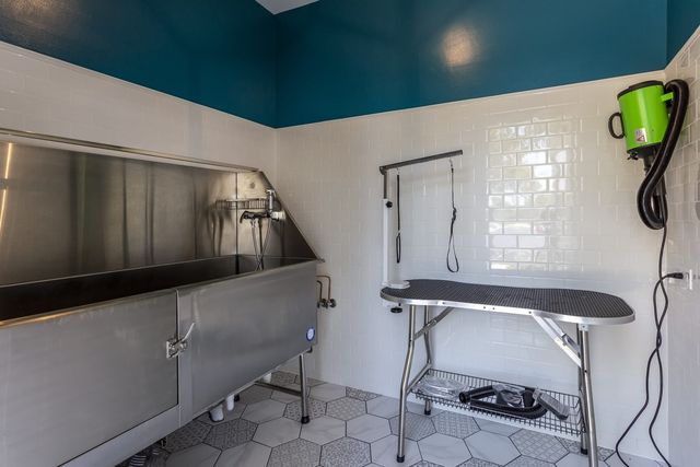 406 Mozart Court 406, Wheaton, IL 60189