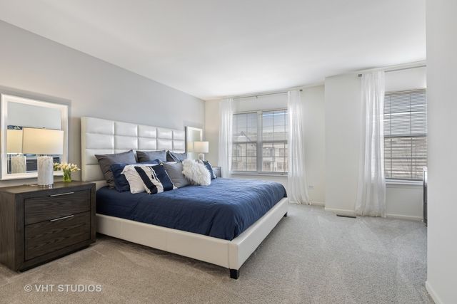 406 Mozart Court 406, Wheaton, IL 60189