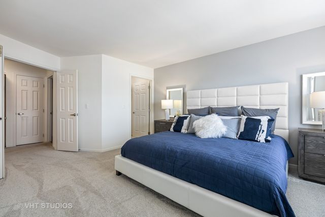 406 Mozart Court 406, Wheaton, IL 60189