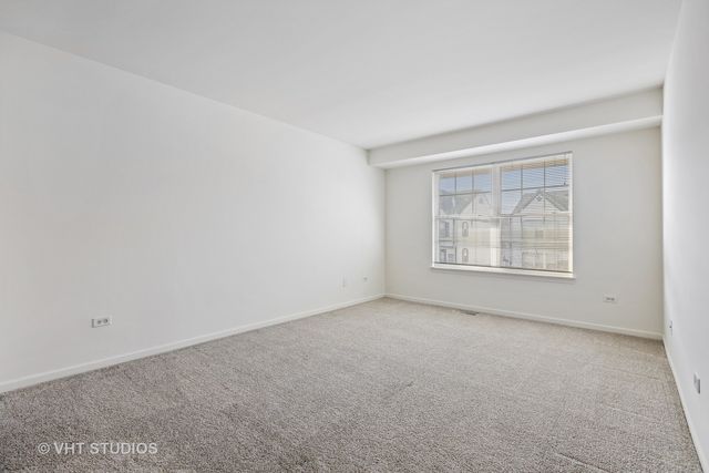 406 Mozart Court 406, Wheaton, IL 60189