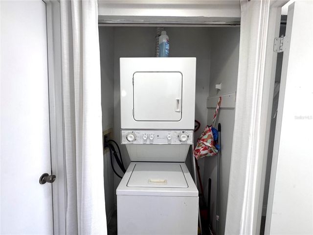 2544 WOODGATE BOULEVARD 204, Orlando, FL 32822