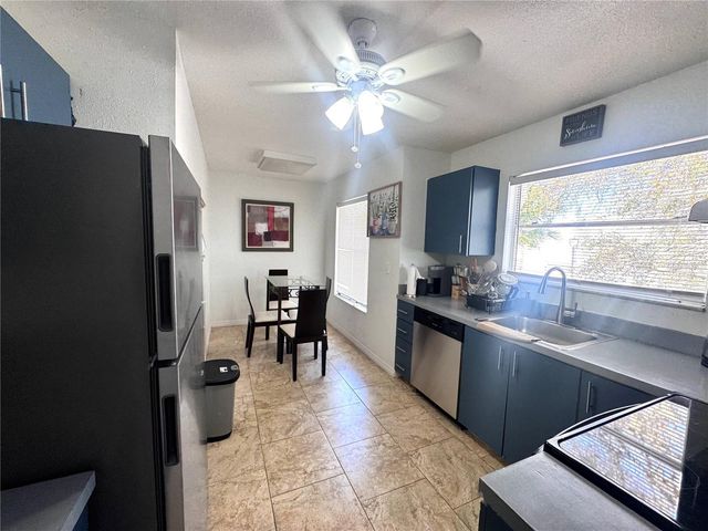 2544 WOODGATE BOULEVARD 204, Orlando, FL 32822