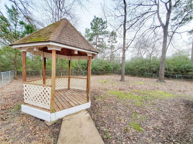 5 Top Flite Lane, Trinity, TX 75862