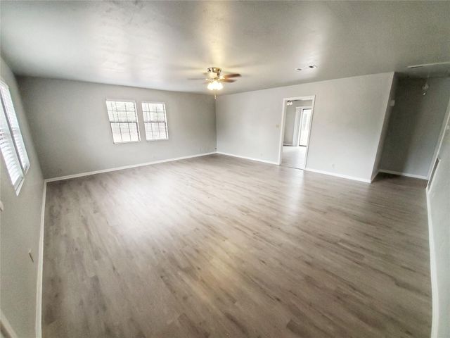 5 Top Flite Lane, Trinity, TX 75862