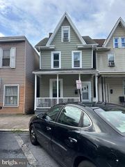 542 S 2ND ST, Steelton, PA 17113