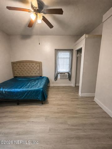 1556 UNION Street W, Jacksonville, FL 32209
