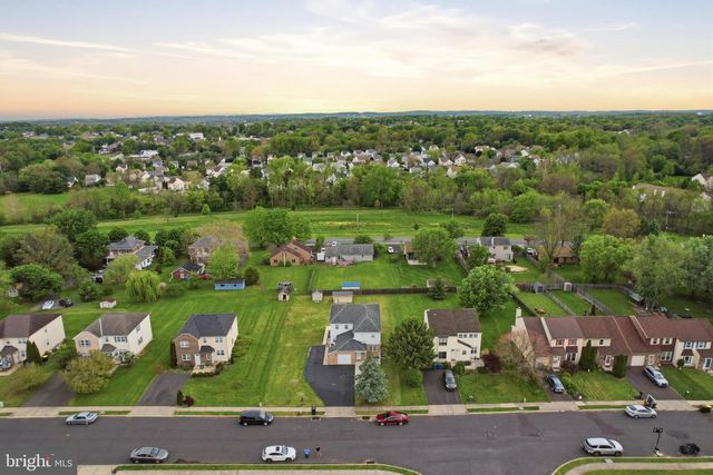 259 FLORENCE DR, Harleysville, PA 19438