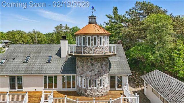 3337 Alco Drive, Waterford, MI 48329