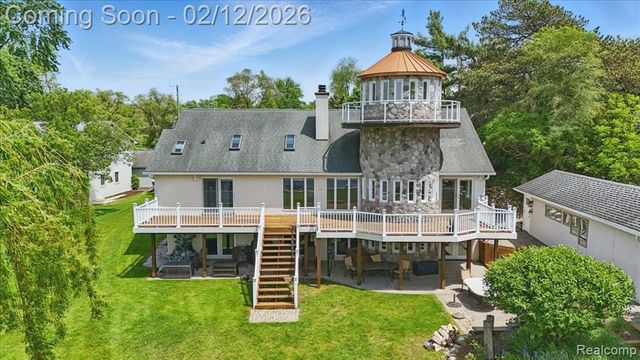 3337 Alco Drive, Waterford, MI 48329