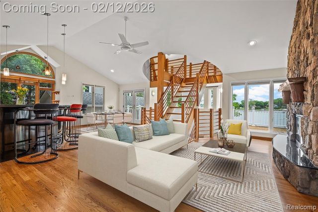 3337 Alco Drive, Waterford, MI 48329