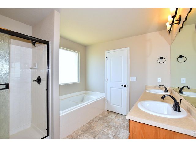 2402 Blissful Ln, Johnstown, CO 80534