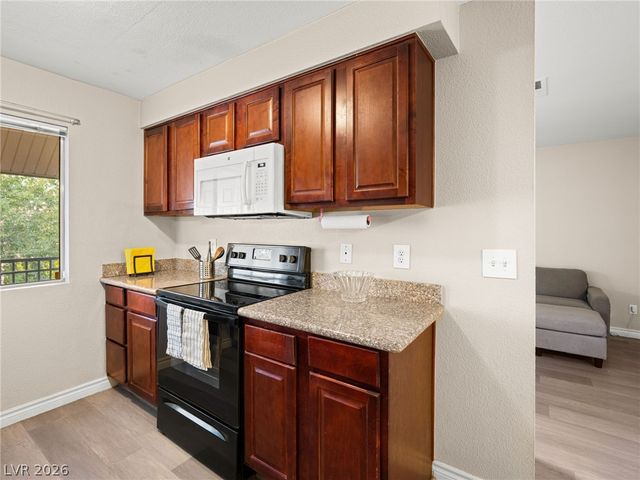 4450 Sandy River Drive 78, Las Vegas, NV 89103