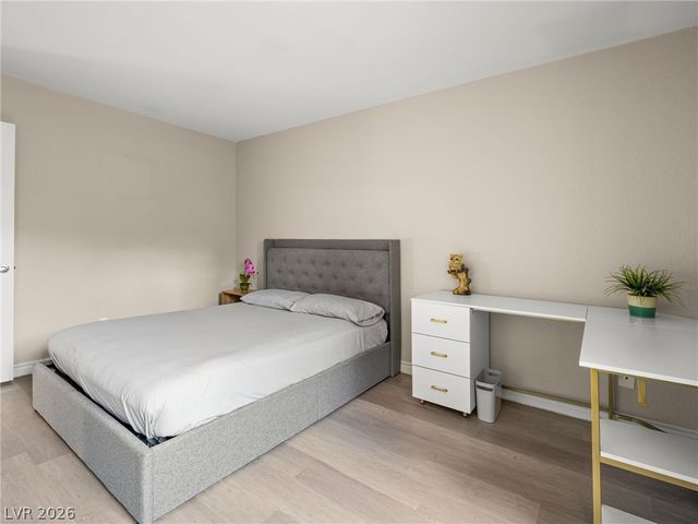 4450 Sandy River Drive 78, Las Vegas, NV 89103