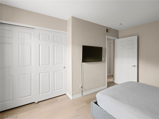 4450 Sandy River Drive 78, Las Vegas, NV 89103