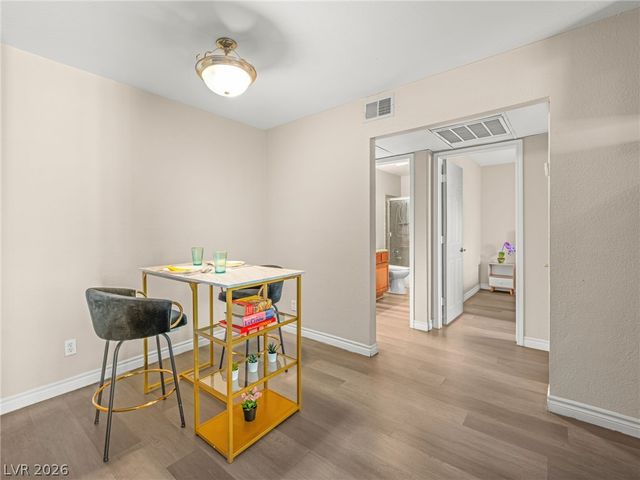 4450 Sandy River Drive 78, Las Vegas, NV 89103