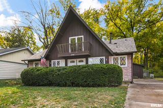 1724 W JACKSON Street, Springfield, IL 62704