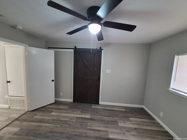 6522 RIDGE WILLOW DR, San Antonio, TX 78233