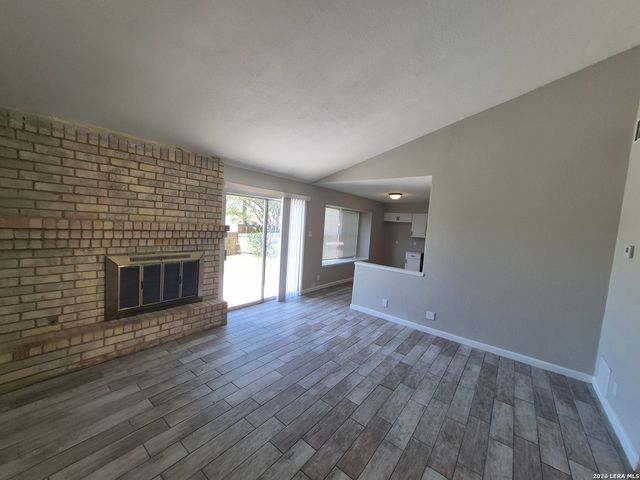 6522 RIDGE WILLOW DR, San Antonio, TX 78233