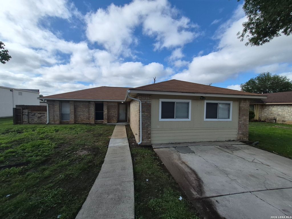 6522 RIDGE WILLOW DR, San Antonio, TX 78233