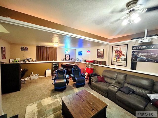 5913 Eve Street, Chubbuck, ID 83202