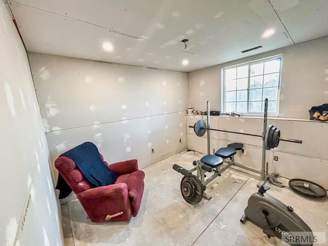 5913 Eve Street, Chubbuck, ID 83202