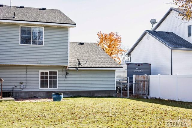 5913 Eve Street, Chubbuck, ID 83202