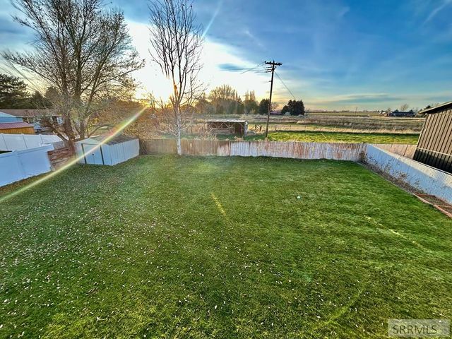 5913 Eve Street, Chubbuck, ID 83202