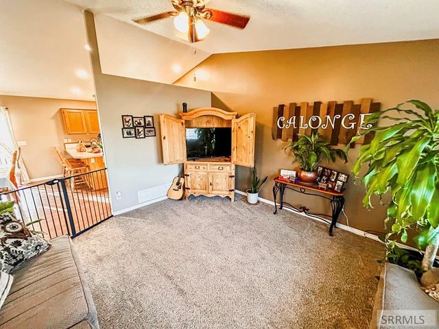 5913 Eve Street, Chubbuck, ID 83202