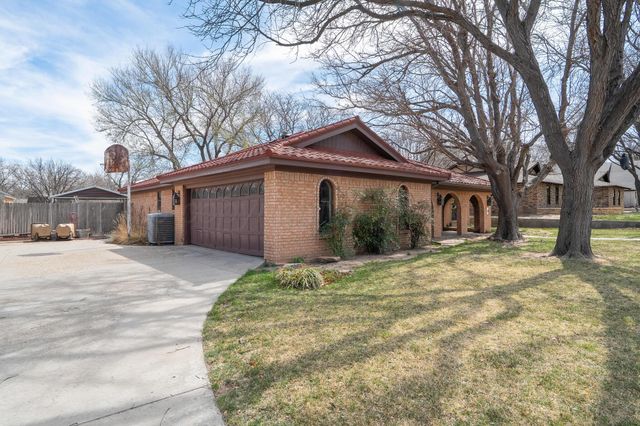 14 Edgewood Lane, Canyon, TX 79015