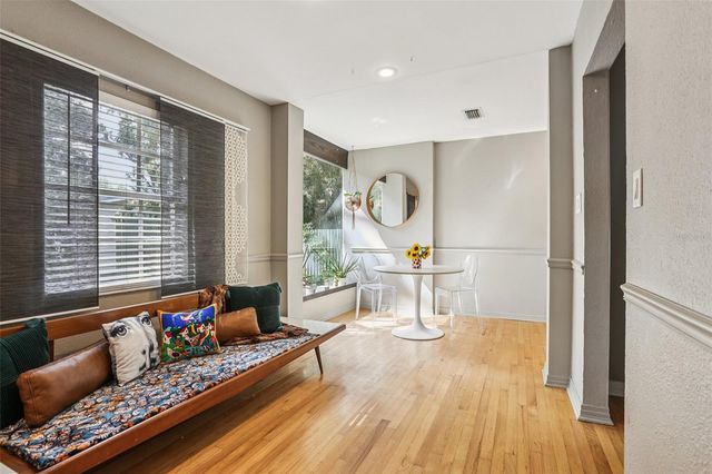 4216 W EUCLID AVENUE, Tampa, FL 33629