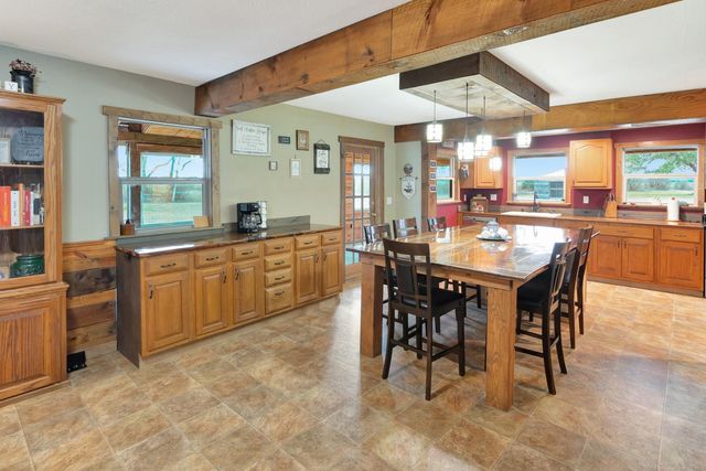 1710 County Road 399, Louise, TX 77455