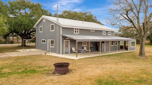 1710 County Road 399, Louise, TX 77455