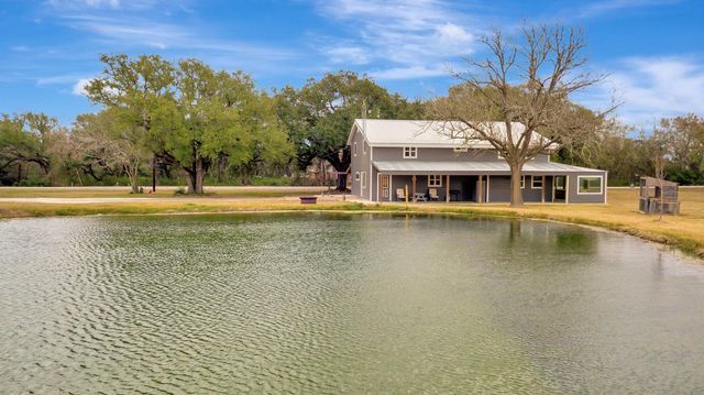 1710 County Road 399, Louise, TX 77455