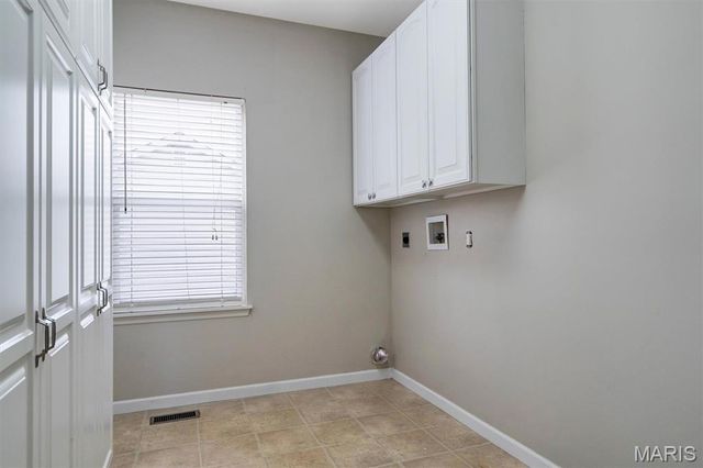 317 Lake Side View Lane, Cottleville, MO 63376