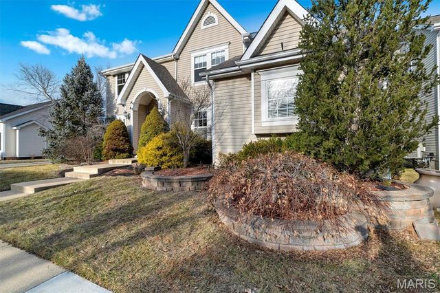 317 Lake Side View Lane, Cottleville, MO 63376